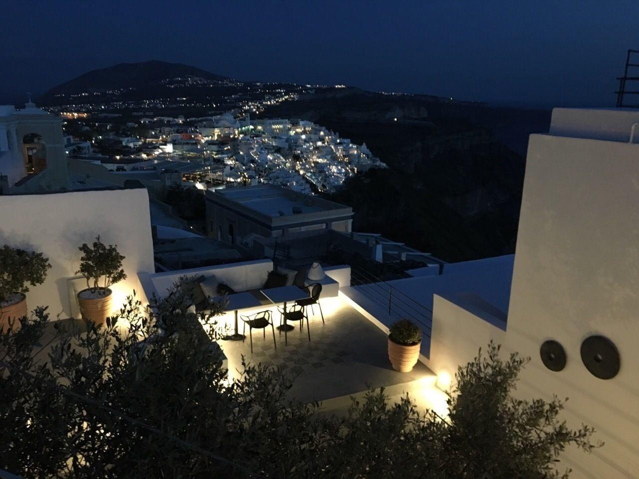 Amelot Art Suites Fira  Exterior photo